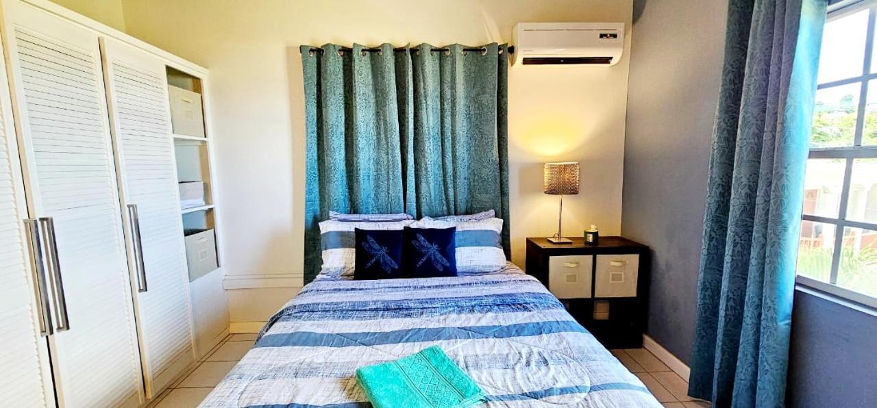 Silver View Apartments St. George's Ngoại thất bức ảnh