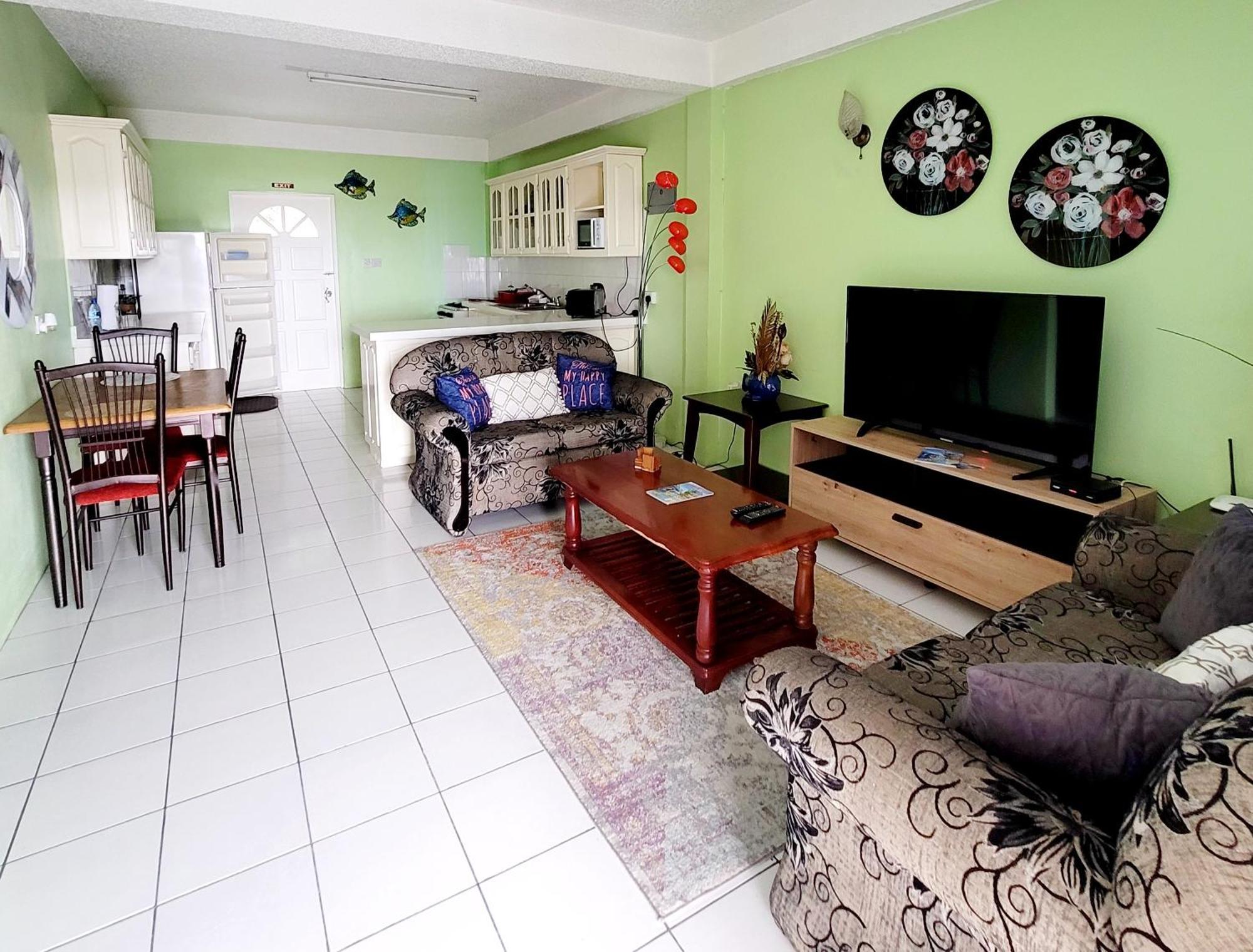 Silver View Apartments St. George's Ngoại thất bức ảnh