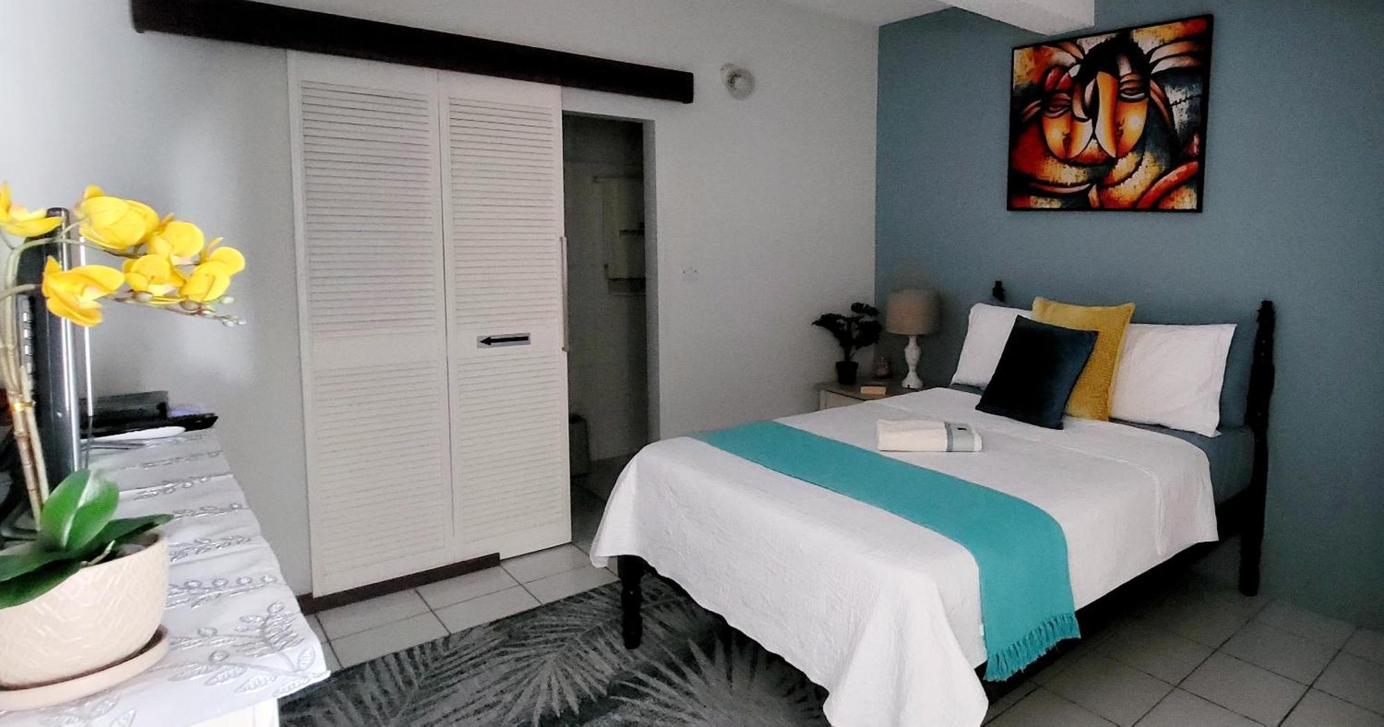 Silver View Apartments St. George's Ngoại thất bức ảnh