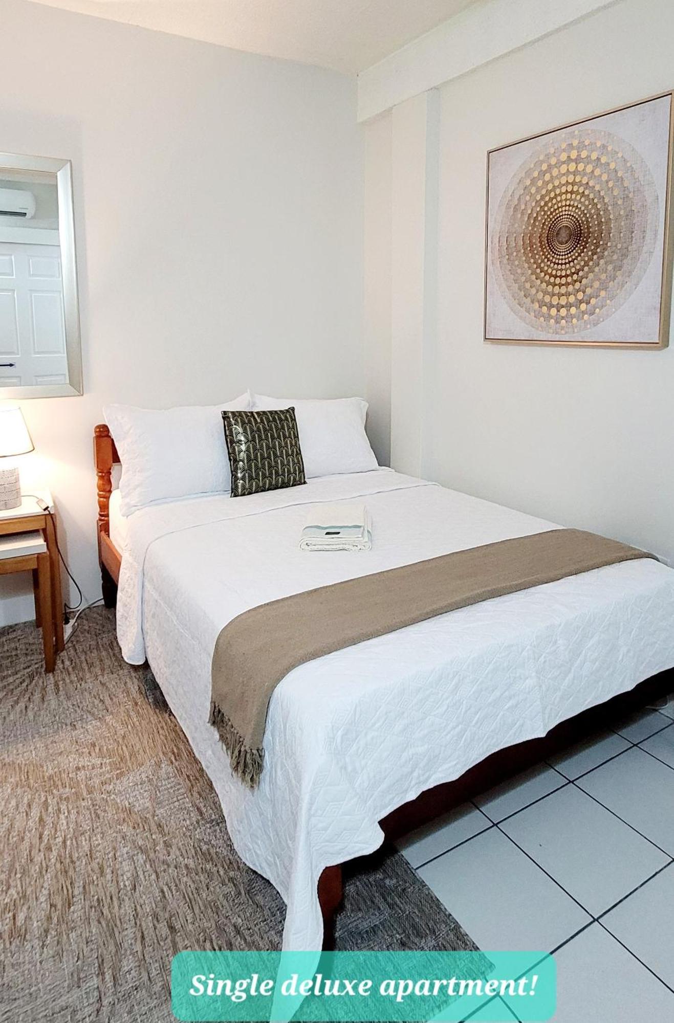 Silver View Apartments St. George's Ngoại thất bức ảnh