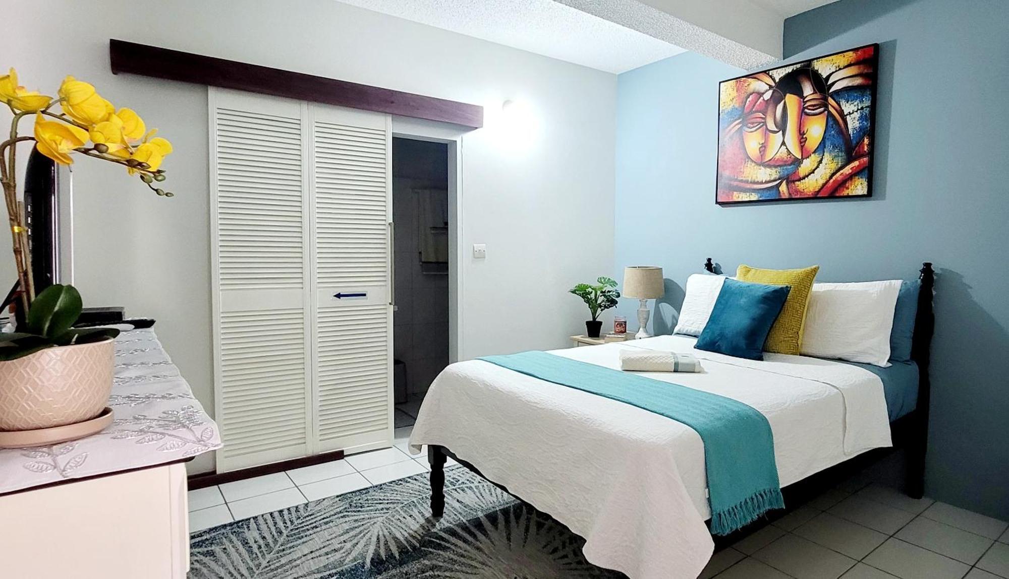 Silver View Apartments St. George's Ngoại thất bức ảnh