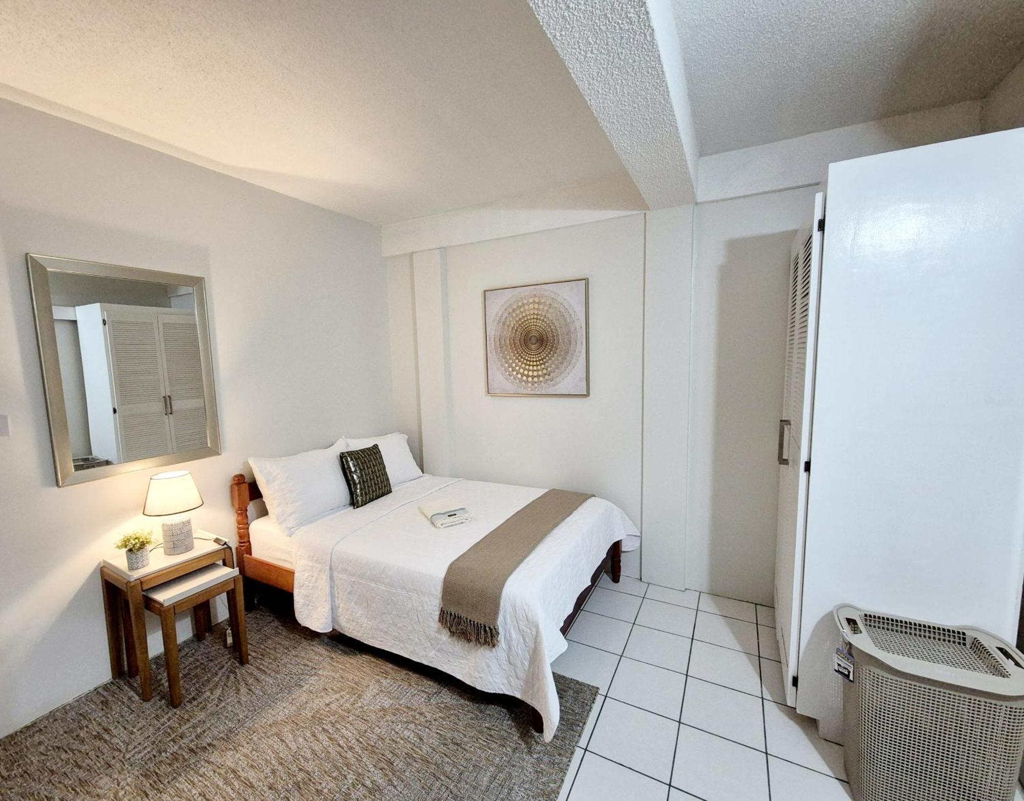Silver View Apartments St. George's Ngoại thất bức ảnh